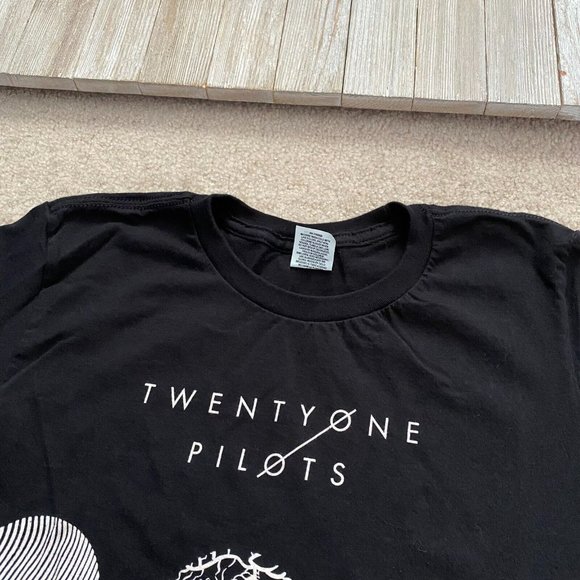 Twenty One Pilots S Blurryface Album Cover Graphic Tee T-Shirt Short Sleeve - Picture 2 of 12